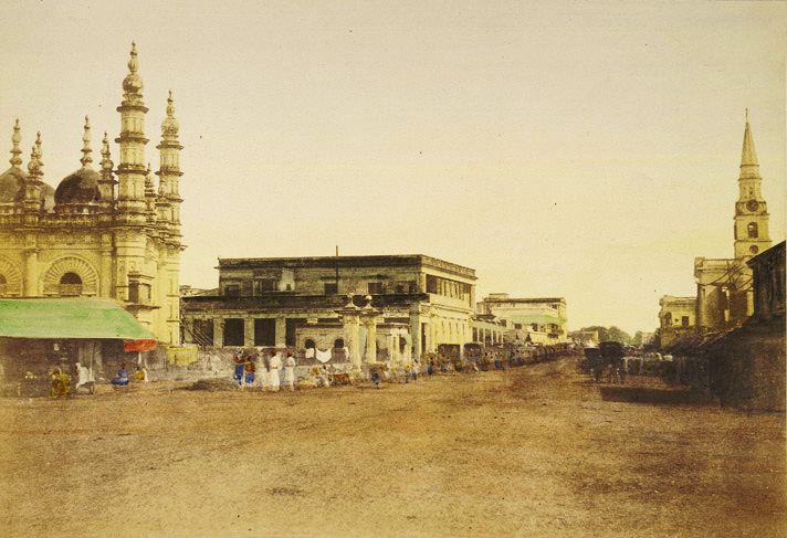 Dhurrontallah Steet scene from Govt Housec_byJohn Edward Sache_Collections.carli.illinois.edu